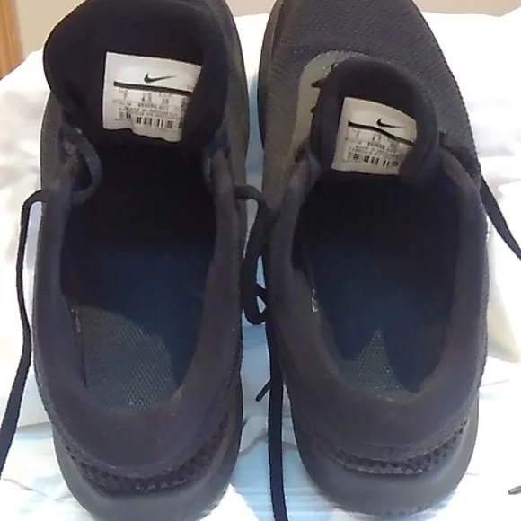 NIKE FLEX Experience RN7 Women's Black Running Shoes - Picture 8 of 11